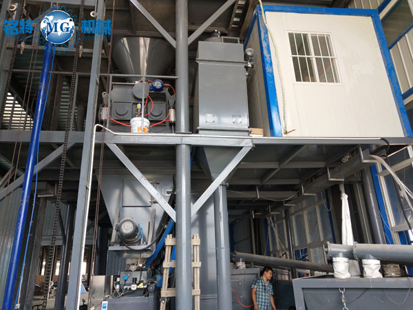 自己做膩?zhàn)臃墼趺礃?？掙錢么？