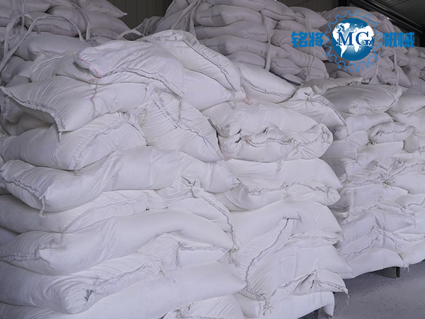 1袋膩?zhàn)臃劾麧櫠嗌?？膩?zhàn)臃凵沙杀? /> 
</p>
　　1袋膩?zhàn)臃劾麧櫠嗌?？膩?zhàn)臃凵沙杀揪褪且陨系膬?nèi)容了，如果你想要獲取更大的利潤，那么最好是從廠家到出售一條龍做起，可以減少中間商賺取差價(jià)，不過這樣需要很多的人力，可以根據(jù)實(shí)際的實(shí)際情況，尋找一個(gè)好的代理商也是一個(gè)不錯(cuò)的選擇。<br />
                </div>

                <div   id=