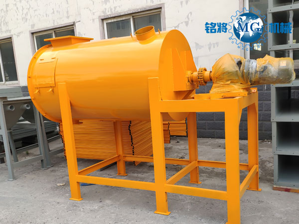 臥式多螺帶混合機